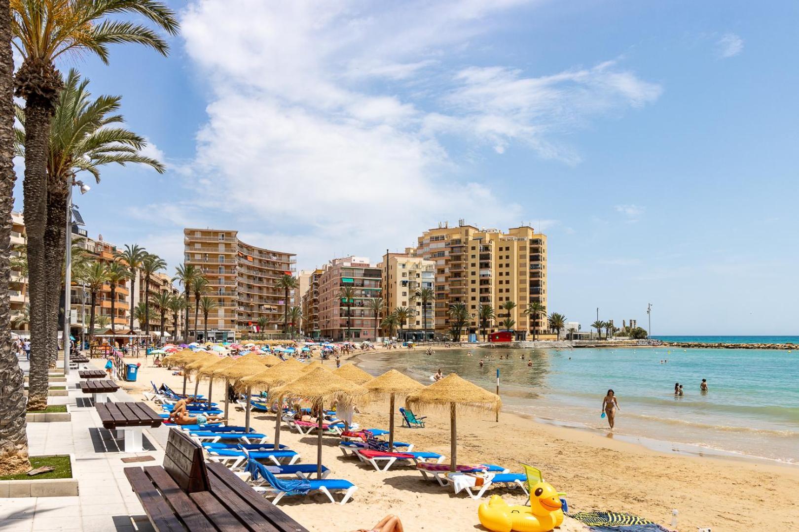 Lovely Apartment Near The Sea Torrevieja Exterior foto